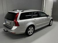 Begagnad Volvo V50 Momentum 136 HK (100 kW) 2007 Grå Kombi
