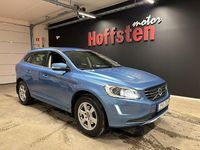 Begagnad Volvo XC60 Momentum 190 HK (139 kW) 2016 Blå SUV