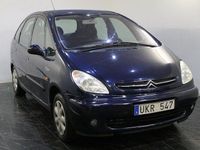 Begagnad Citroën Xsara Picasso 116 HK (85 kW) 2003 Mörkblå Minibuss