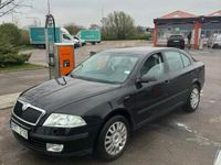 begagnad Skoda Octavia 2.0 FSI Euro 4