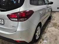 Begagnad Kia Carens 141 HK (103 kW) 2017 Minibuss