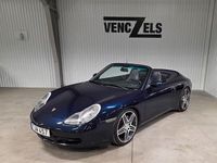 Begagnad Porsche 911 Carrera 4 Cabriolet 300 HK (220 kW) 1999 Mörkblå Cab