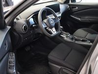 Begagnad Nissan Juke Acenta 115 HK (84 kW) 2024 Silver (silver metallic) SUV