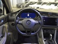 begagnad VW Tiguan Allspace 2.0 TDI 4M Drag 7sits Cockpit D-v