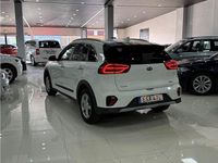Begagnad Kia Niro Advance 141 HK (103 kW) 2020 Vit SUV