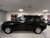 begagnad Mitsubishi Outlander P-HEV 2.0-Hybrid-4WD-CVT-EN ÄGARE-Bkam