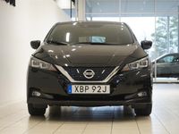 Begagnad Nissan Leaf N-Connecta 160 kW (218 HK) 2021 Svart Halvkombi