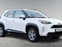 Begagnad Toyota Yaris Cross Active 92 HK (67 kW) 2023 Vit SUV