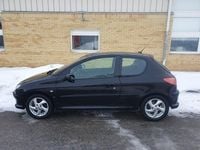 Begagnad Peugeot 206 136 HK (100 kW) 2003 Halvkombi
