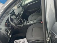 begagnad Audi A3 Sportback 1.4 TFSI COD S Tronic Comfort Euro 6