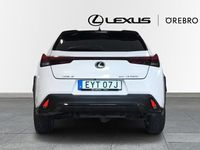 begagnad Lexus UX 250h E-Four F Sport Design AWD V-hjul