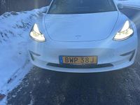 Begagnad Tesla Model 3 Long Range AWD 323 kW (440 HK) 2022 Sedan