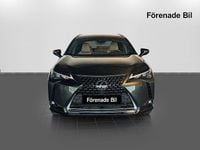 Begagnad Lexus UX 250h 184 HK (135 kW) 2022 Grön metallic SUV