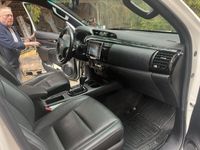 begagnad Toyota HiLux Dubbelhytt 2.4 AWD Euro 6