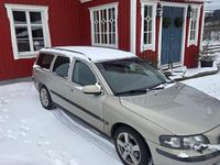 Begagnad Volvo V70 2002 Kombi