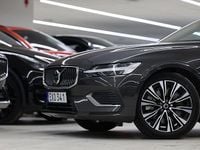 Begagnad Volvo V60 Core 253 HK (186 kW) 2023 Grå Kombi