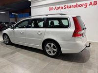 Begagnad Volvo V70 Momentum 116 HK (85 kW) 2014 Vit Kombi