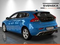 Begagnad Volvo V40 R-Design 122 HK (89 kW) 2016 Blå Halvkombi