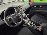 begagnad Toyota Auris 1.6 Valvematic