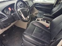 Begagnad Chrysler Town & Country 287 HK (211 kW) 2015 Gråmetallic Minibuss