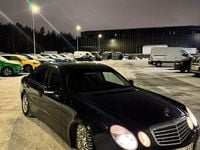 Begagnad Mercedes E220 170 HK (125 kW) 2007 Svart