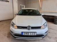 Begagnad VW Golf Alltrack 184 HK (135 kW) 2015 Vit Kombi