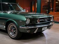 Begagnad Ford Mustang Fastback 224 HK (164 kW) 1966 Mörkgrön Sportkupé