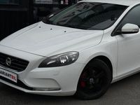 Begagnad Volvo V40 Kinetic 116 HK (85 kW) 2014 Vit
