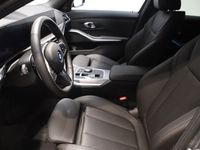 begagnad BMW 330e xDrive Touring M-Sport Fathållare H/K-ljud Dragkrok Nypris 709.500:-