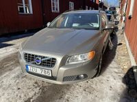 begagnad Volvo V70 2.0 Flexifuel Powershift Momentum