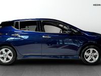Begagnad Nissan Leaf N-Connecta 110 kW (150 HK) 2023 Blå Halvkombi