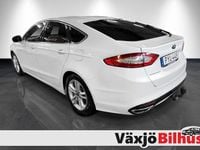 Begagnad Ford Mondeo Titanium 180 HK (132 kW) 2015 Vit Halvkombi
