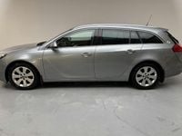 Begagnad Opel Insignia 160 HK (117 kW) 2012 Grå Kombi