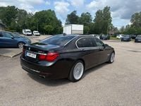 Begagnad BMW 750L Comfort Edition 451 HK (331 kW) 2012 Svart Sedan