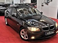 begagnad BMW 320 i Automat, FRIHEMLEV, GARANTI, FULL UTR, TAKLUCKA