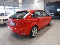 Begagnad Ford Focus 2010 Röd