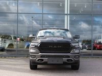 begagnad Dodge Ram Limited Night Ed 6'4 LONG BED Långa Flaket