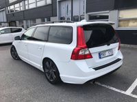 begagnad Volvo V70 T4 Momentum, R-Design 2011, Kombi