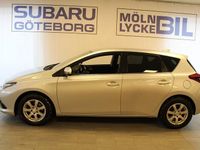 Begagnad Toyota Auris Active 116 HK (85 kW) 2017 Silver Kombi