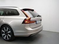 Begagnad Volvo V90 Plus 349 HK (256 kW) 2024 Ljusgrå Kombi