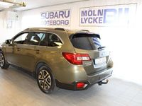 begagnad Subaru Outback 2,5i Aut Active *Dragkrok* (175hk)