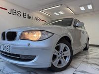 Begagnad BMW 118 Advantage 143 HK (105 kW) 2009 Grå Halvkombi