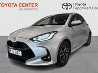Begagnad Toyota Yaris Active 126 HK (92 kW) 2020 Silver Halvkombi