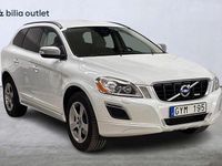Begagnad Volvo XC60 R-Design 163 HK (119 kW) 2012 Vit SUV