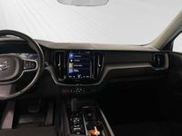 begagnad Volvo XC60 B5 Bensin Momentum Advanced SE 2021, SUV