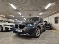 Begagnad BMW X1 Sport Line 125 HK (91 kW) 2022 Grå SUV