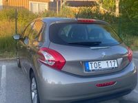 begagnad Peugeot 208 2085-dörrar 1.2 VTi Ny-Besiktad Servad