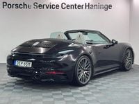 Begagnad Porsche 911 Carrera 4S 450 HK (330 kW) 2022 Jet black metallic