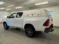 begagnad Toyota HiLux Dubbelhytt 2.4 AWD Euro6 DRAG KÅPA VÄRMARE