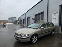 Begagnad Volvo V70 200 HK (147 kW) 2000 Ljusbrun Kombi